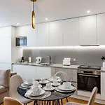 Pestana - In Center, Modern, New And Cozy Oporto