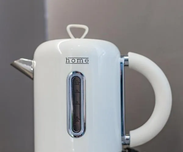 Pestana - In Center, Modern, New And Cozy